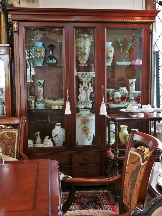 Large Vintage Display Cabinet – Yvonne Sanders Antiques Limited