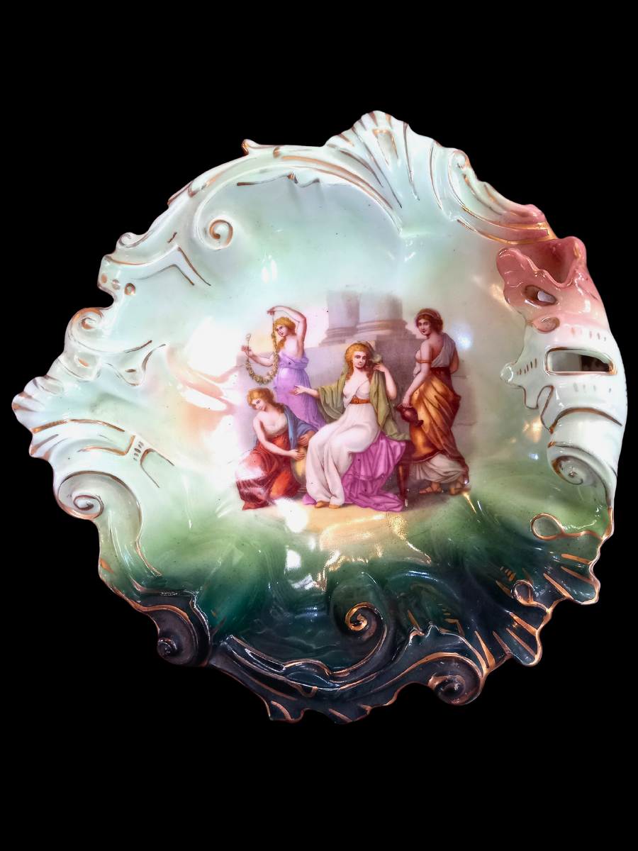 Pottery & Porcelain