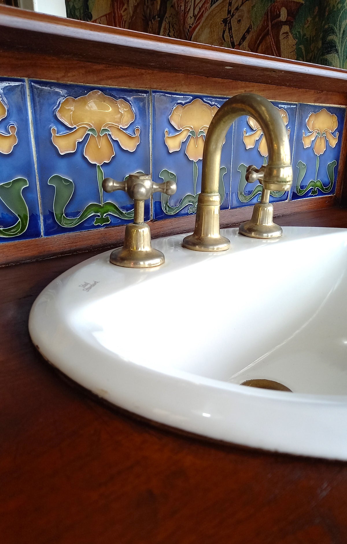 Kauri Wash Stand