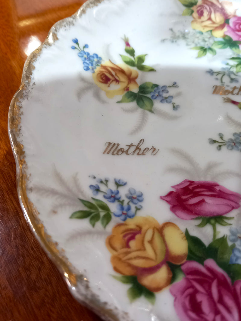 Three Tier Cake Stand "Mother"