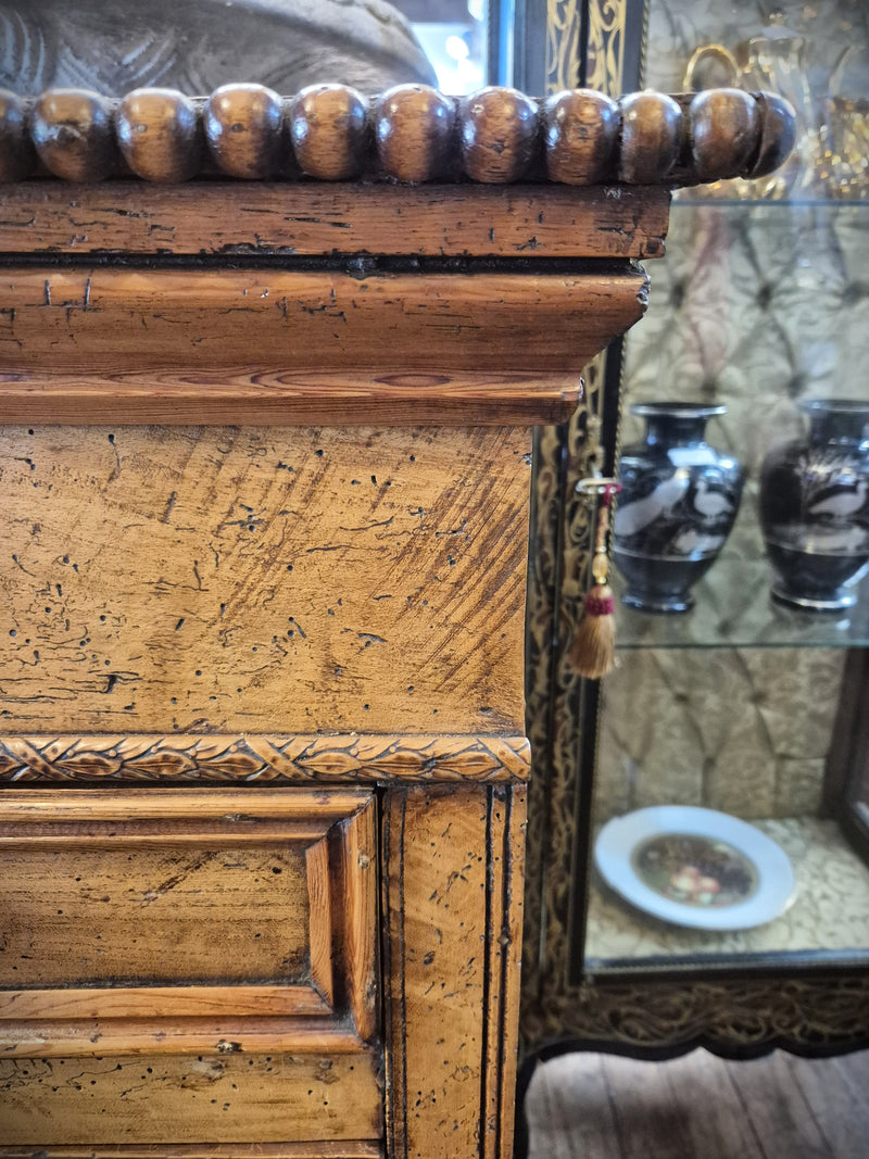 Baltic Pine Wellington Chest