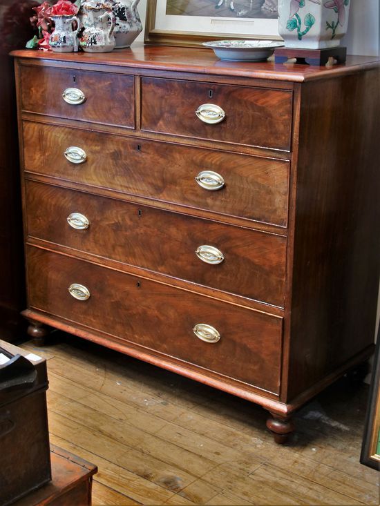 English Cuban Mahogany Chest of Drawers