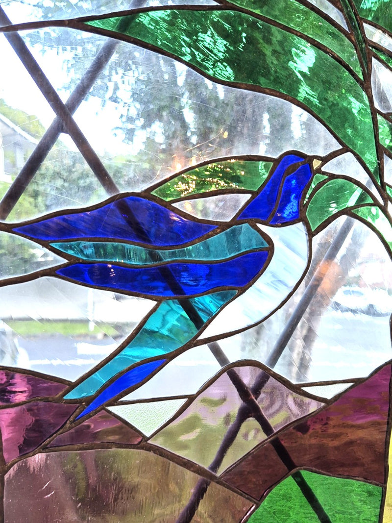 Kererū ledlight glass panel