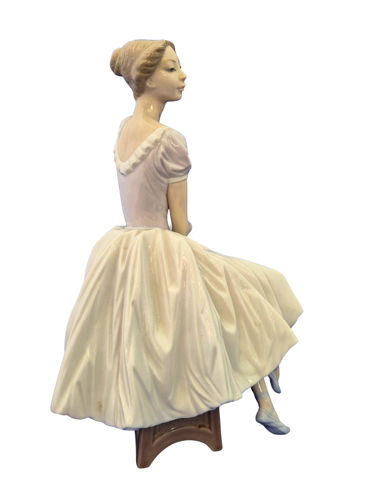 Lladró seated ballerina
