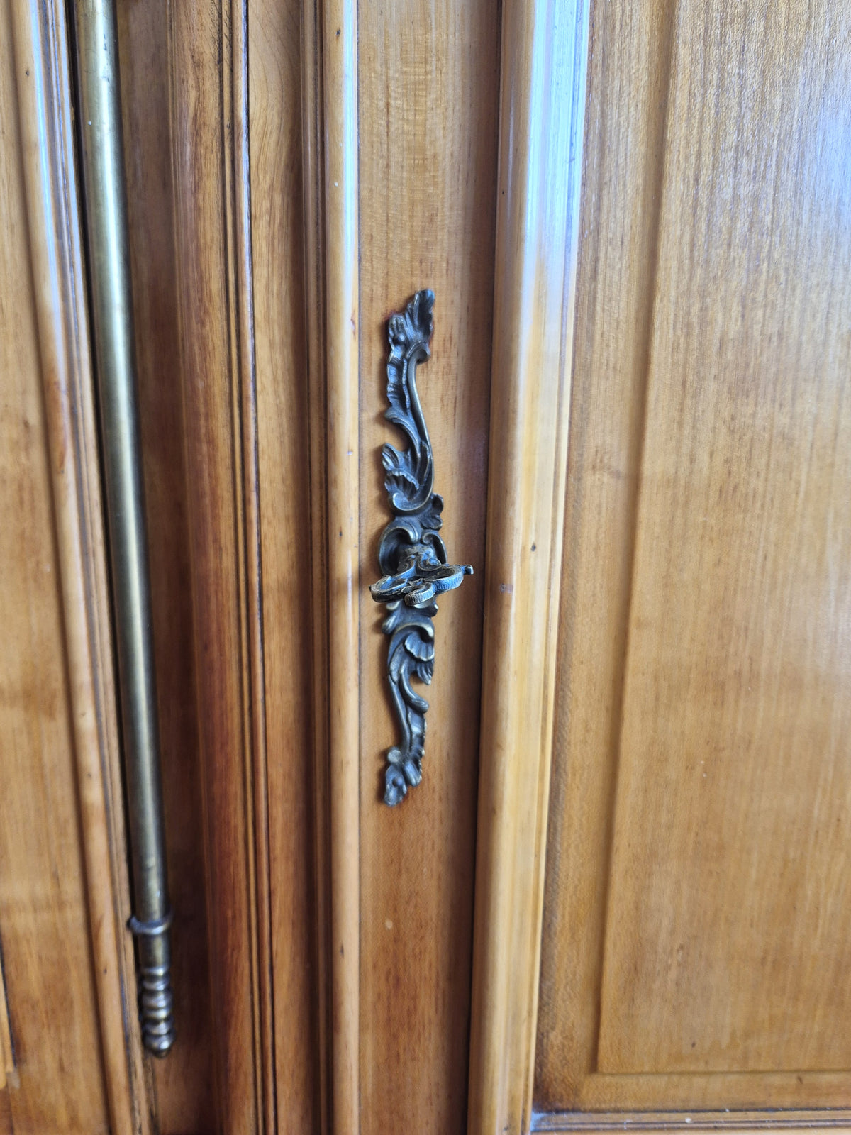 Vintage European Beech Reproduction Sideboard showing key in escutcheon.
