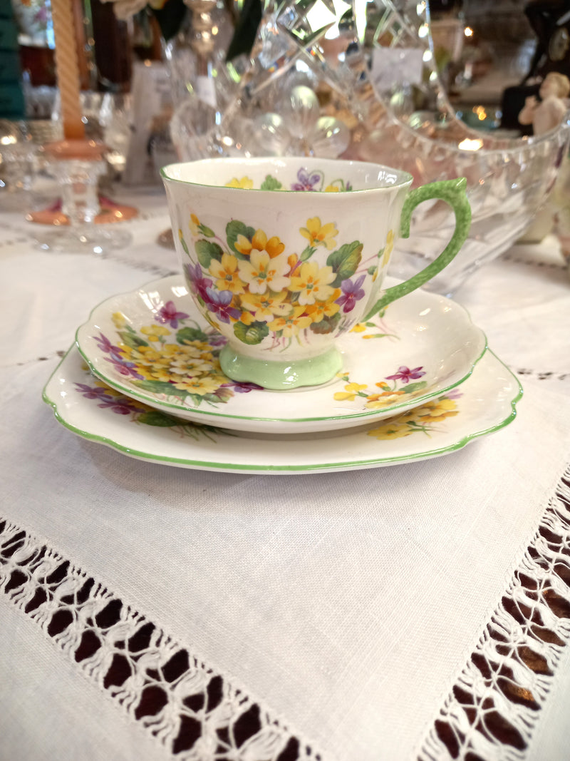 Royal Albert "Primulette" Trio