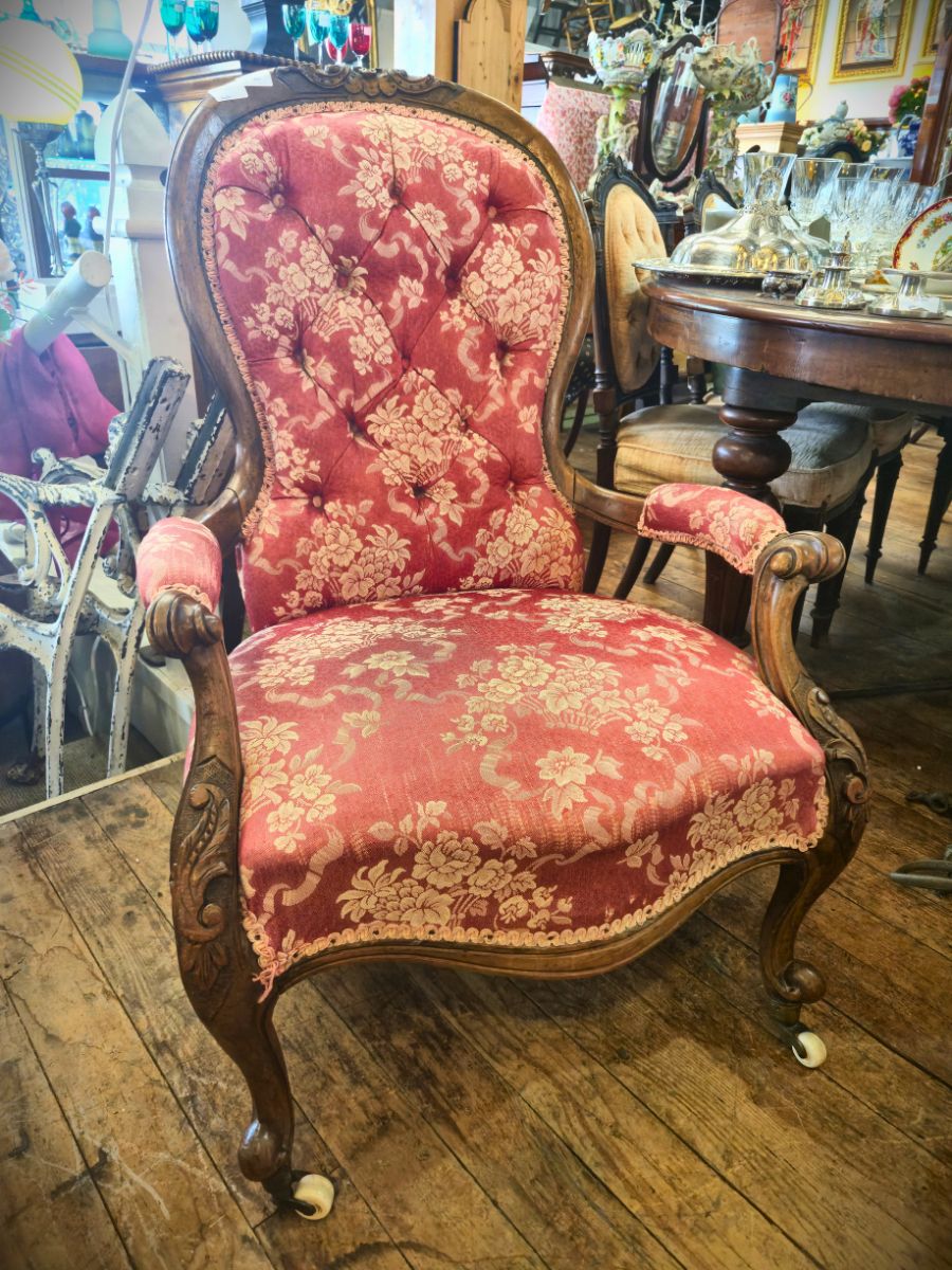 Victorian Walnut Ladies Chair – c.1870